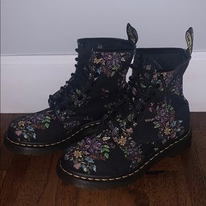 Floral Dr Martens
